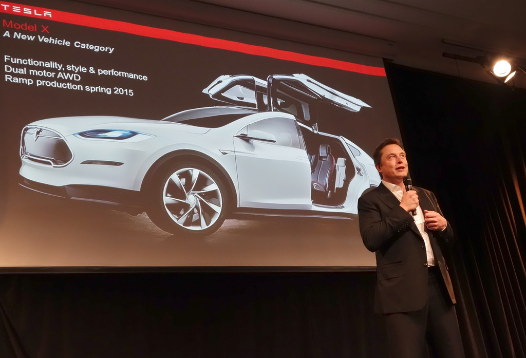 View Tesla R D PNG
